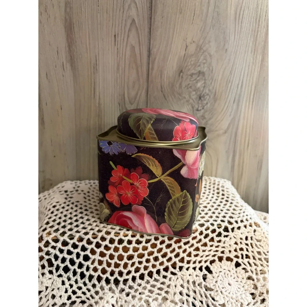Unbranded floral metal